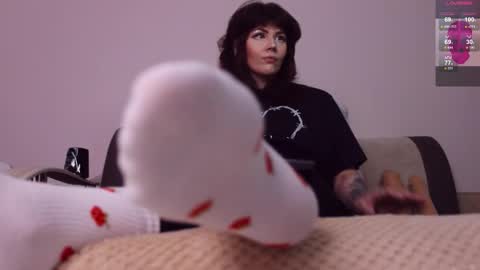 Britney online show from 11-17-25, 01:39