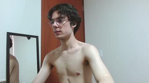 Snapshot of blakeshatter chatting on 12-28-24, 06:39 blakeshatter online show from 12-28-24, 06:39