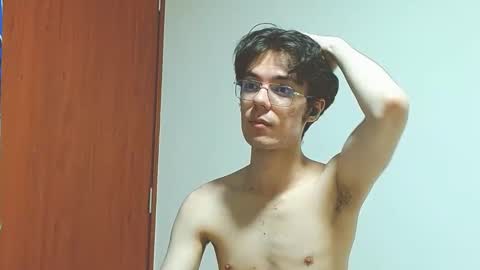 Snapshot of blakeshatter chatting on 03-03-25, 03:30 blakeshatter online show from 03-03-25, 03:30