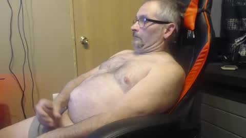 Snapshot of blazingslow chatting on 01-17-25, 10:00 blazingslow online show from 01-17-25, 10:00