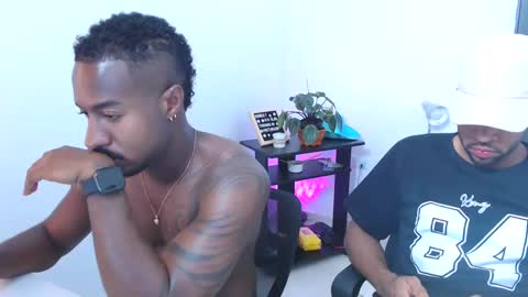 Snapshot of blckexperience chatting on 02-07-25, 12:20 Danny - online show from 02-07-25, 12:20