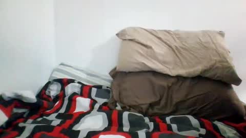 Snapshot of bliinkky3675 chatting on 01-01-25, 04:18 Banana boy blinky online show from 01-01-25, 04:18