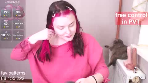 Snapshot of blissful_muse chatting on 11-22-25, 07:35 Margo online show from 11-22-25, 07:35