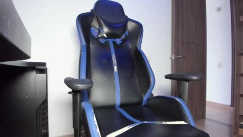 ALEX online show from 02-13-25, 06:48