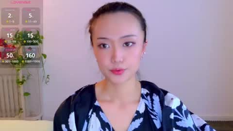 YoYo online show from 06-17-26, 09:56