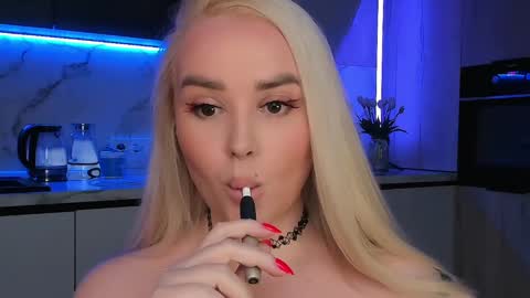 Lana online show from 01-16-25, 06:56