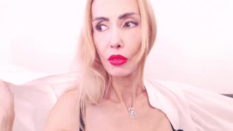 blond_pussy_ online show from 12-09-24, 08:11