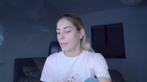 Snapshot of blonde4pasion chatting on 12-01-24, 07:36 blonde4pasion online show from 12-01-24, 07:36