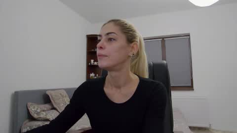 Snapshot of blonde4pasion chatting on 12-03-24, 05:42 blonde4pasion online show from 12-03-24, 05:42