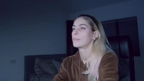 Snapshot of blonde4pasion chatting on 12-06-24, 10:52 blonde4pasion online show from 12-06-24, 10:52