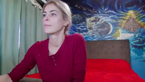 Snapshot of blonde4pasion chatting on 01-11-25, 11:23 blonde4pasion online show from 01-11-25, 11:23