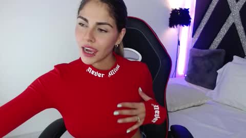 Snapshot of blonde_cat1515 chatting on 03-05-25, 02:46 alejandra online show from 03-05-25, 02:46