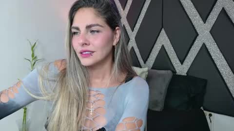 alejandra online show from 06-08-26, 05:08