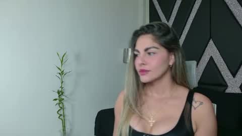 alejandra online show from 07-05-26, 01:23