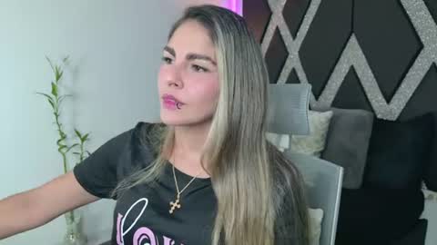 alejandra online show from 07-10-26, 03:44