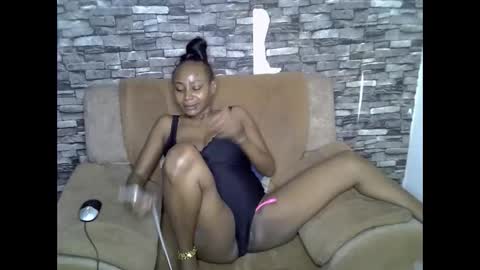 blonde_creamy online show from 05-31-26, 10:00