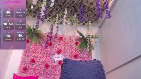 blonde_squirt_ online show from 02-19-26, 09:38