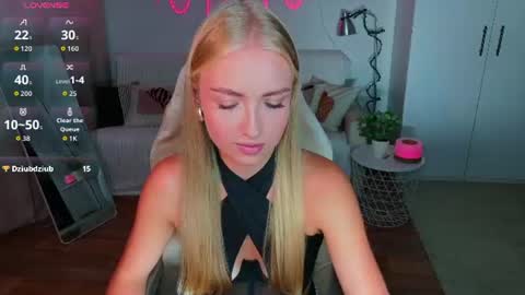Nessa online show from 07-07-26, 02:54