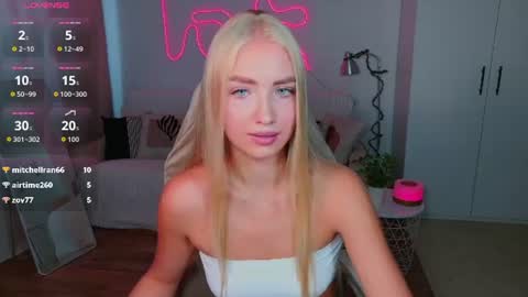 Nessa online show from 07-23-26, 12:03