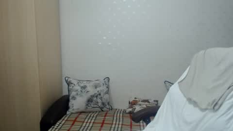 Snapshot of blondeagle chatting on 06-26-26, 07:07 Mr Blond online show from 06-26-26, 07:07