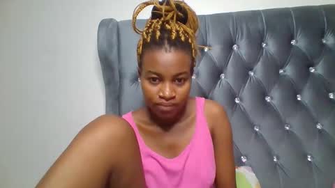 Snapshot of blondebarbiey chatting on 03-08-26, 04:55 blonde online show from 03-08-26, 04:55