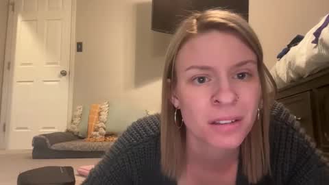 Snapshot of blondepeachxxx chatting on 11-07-25, 08:42 blondepeachxxx online show from 11-07-25, 08:42