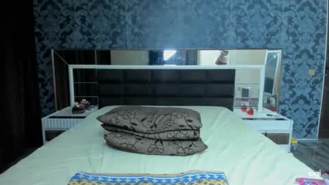 Snapshot of blondexangelx chatting on 03-06-26, 04:42 Tina online show from 03-06-26, 04:42