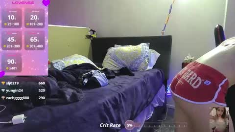 Snapshot of blondiebubblebooty chatting on 10-02-25, 02:07 Bubbles online show from 10-02-25, 02:07