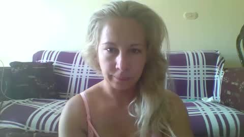 BlondiePam online show from 05-12-26, 07:27