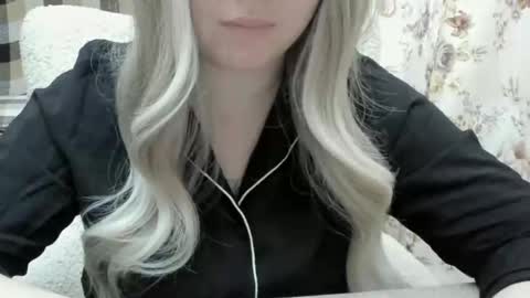 blondymargaret online show from 03-09-25, 11:47