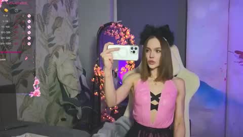lucy  online show from 09-14-25, 09:36