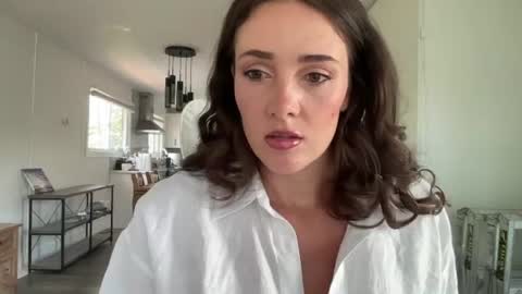 Snapshot of bloomyogi chatting on 07-09-26, 07:18 Emma Bloom online show from 07-09-26, 07:18