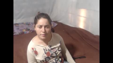 Snapshot of bloondeekinky chatting on 02-04-26, 06:47 violeta online show from 02-04-26, 06:47