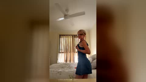 Snapshot of bloondiie66 chatting on 04-29-26, 02:26 bloondiie66 online show from 04-29-26, 02:26