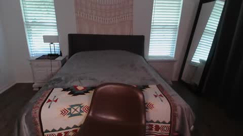 Snapshot of blowjobboss chatting on 09-24-25, 05:38 Sarah Zee online show from 09-24-25, 05:38