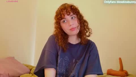 Blow Kiss Bunny online show from 03-04-26, 02:12