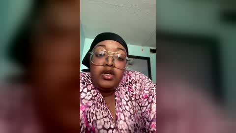 blucinnamon online show from 03-15-26, 07:42