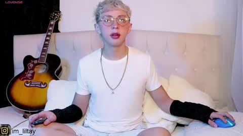 TAY   online show from 02-20-25, 01:46