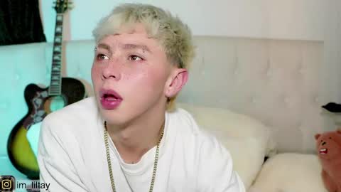 TAY   online show from 02-25-25, 04:03