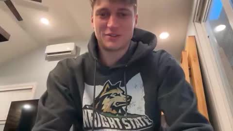 Beau online show from 02-25-26, 04:33