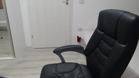 Juliet online show from 02-19-26, 06:26