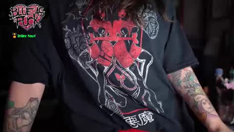 Snapshot of blueasfuck chatting on 11-26-25, 02:01 Blue online show from 11-26-25, 02:01