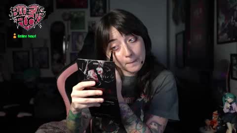 Snapshot of blueasfuck chatting on 11-29-25, 01:19 Blue online show from 11-29-25, 01:19