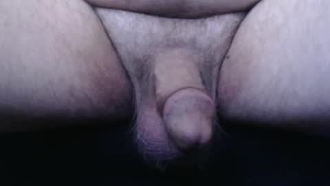 Snapshot of bluebee420 chatting on 05-18-26, 08:53 bluebee420 online show from 05-18-26, 08:53