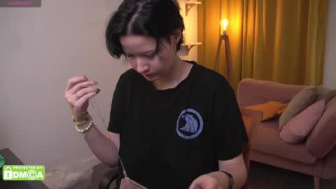 Snapshot of bluebeell chatting on 09-14-25, 08:52 bluebeell online show from 09-14-25, 08:52