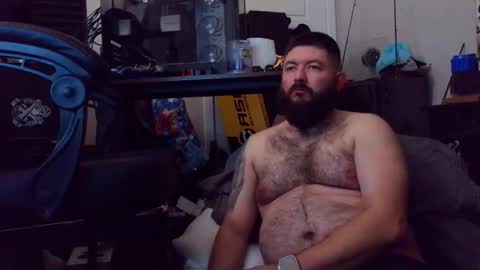 Snapshot of bluecollar117 chatting on 03-16-26, 05:44 bluecollar117 online show from 03-16-26, 05:44