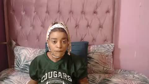 Tee online show from 10-24-25, 10:22