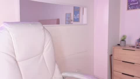        online show from 07-22-26, 02:20