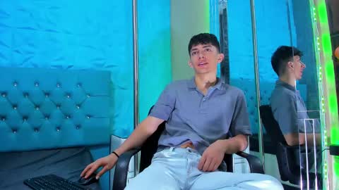 blueestar03 online show from 12-28-24, 12:35