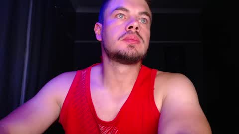 Snapshot of blueeyeboy0 chatting on 12-05-24, 08:00 blueeyeboy0 online show from 12-05-24, 08:00
